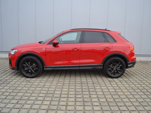Audi Q3 40 TFSI Quattro S-Line S-Tronic