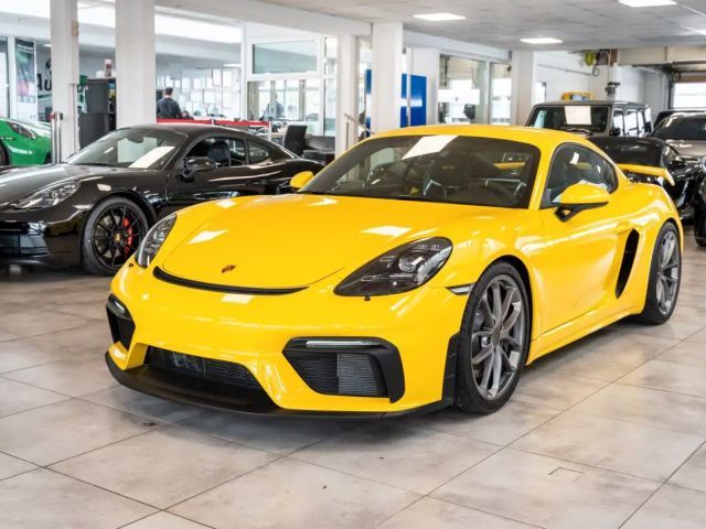 Porsche Cayman Coupé