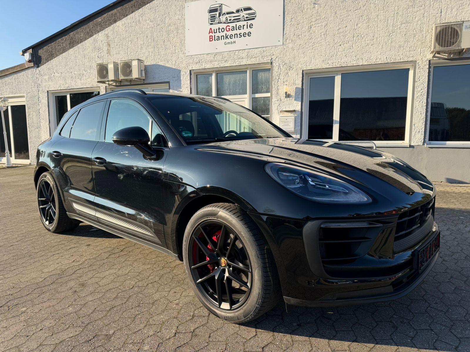 Porsche Macan S