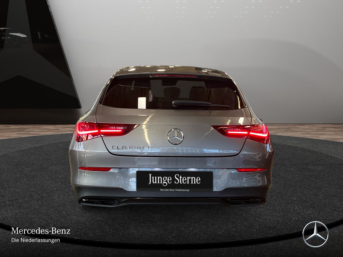 Mercedes-Benz CLA 200 CLA 200 d Shooting Brake