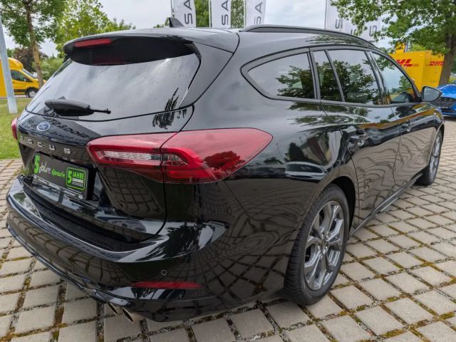 Ford Focus ST Line Wagon