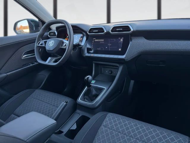 MG ZS Standard range