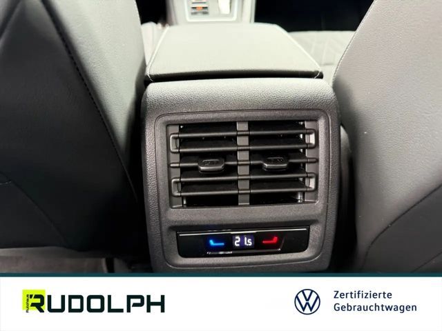 Volkswagen Golf 1.5 eTSI DSG Golf VIII