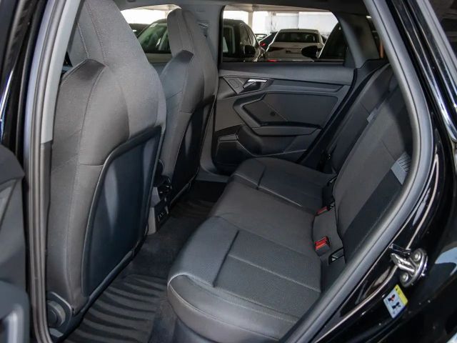 Audi A3 40 TFSI Hybride Sedan