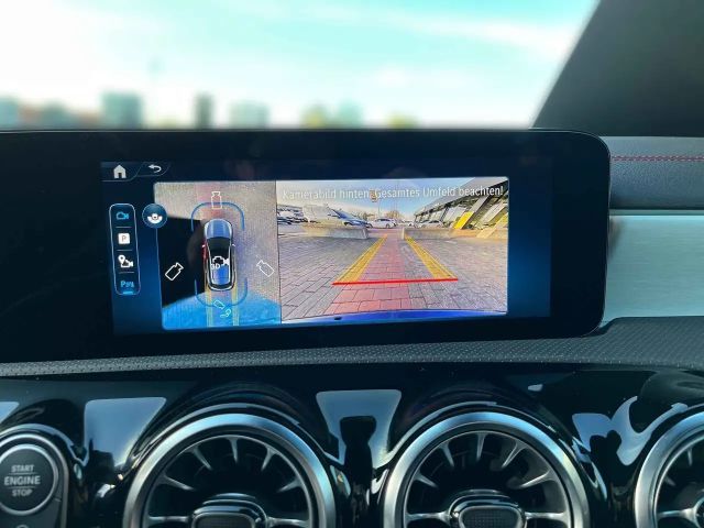 Mercedes-Benz CLA 200 AMG Line Shooting Brake