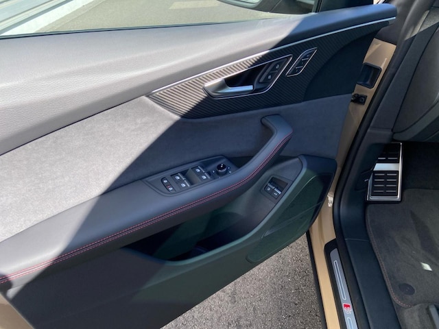 Audi Q8 55 TFSI Hybride Quattro