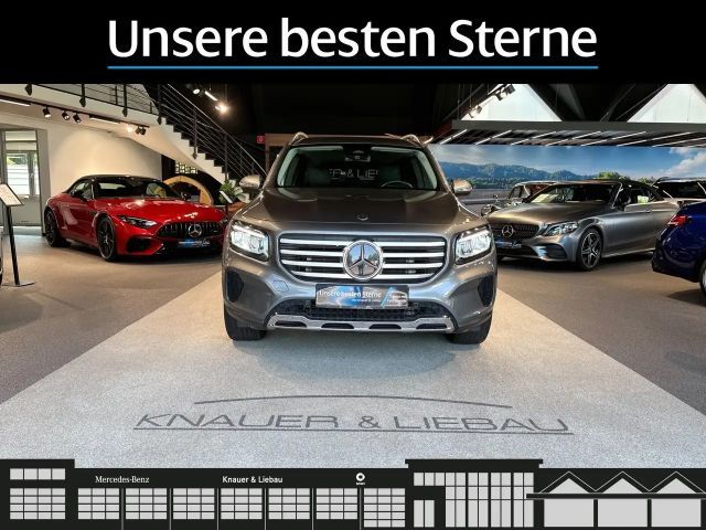 Mercedes-Benz GLB 220 4MATIC Progressive