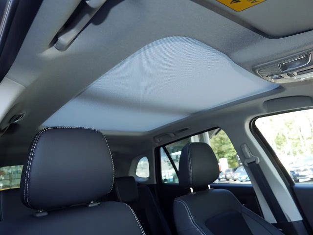 Suzuki S-Cross AllGrip Hybrid