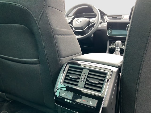 Skoda Superb 2.0 TDI Combi Style Style