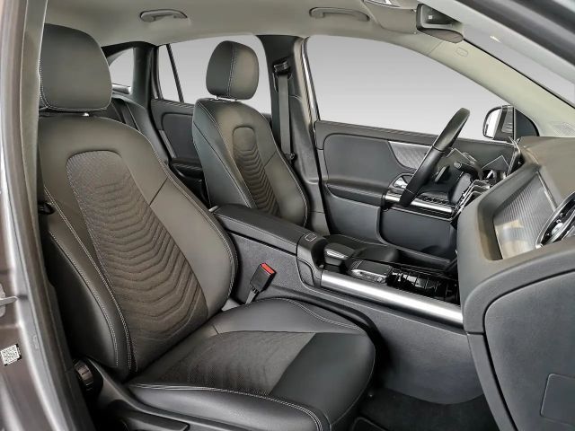 Mercedes-Benz GLA 180 Progressive