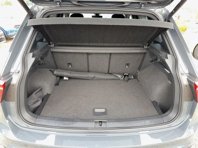 Volkswagen Tiguan R / R-Performance / Akrapovice