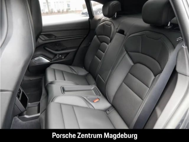 Porsche Taycan Cross Turismo S Turbo