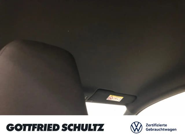 Volkswagen up! Active