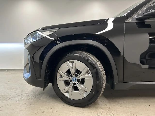 BMW iX1 xDrive30