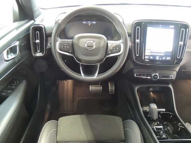 Volvo XC40 R-Design Recharge T4