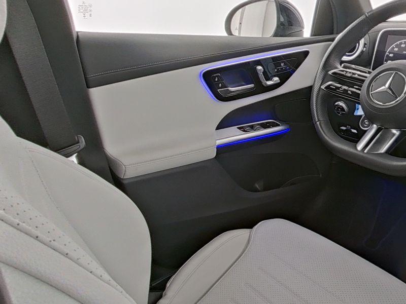 Mercedes-Benz GLC 300 4MATIC AMG Line GLC 300 d