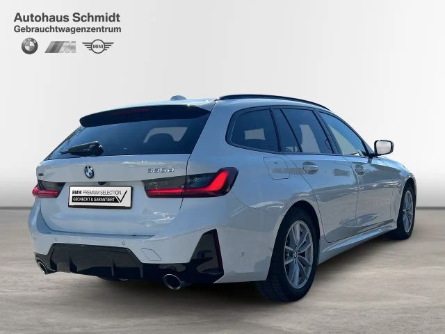 BMW 330 330d M-Sport Touring xDrive