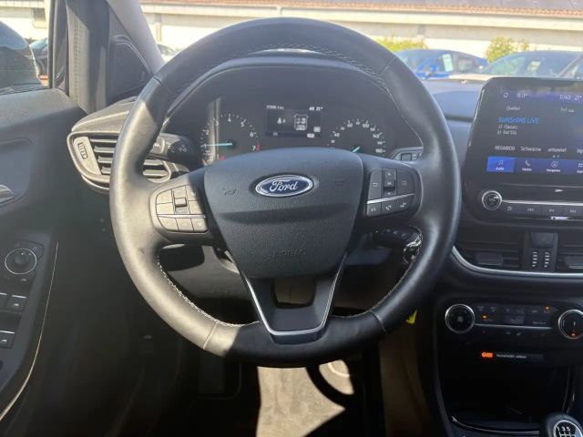 Ford Puma EcoBoost Titanium