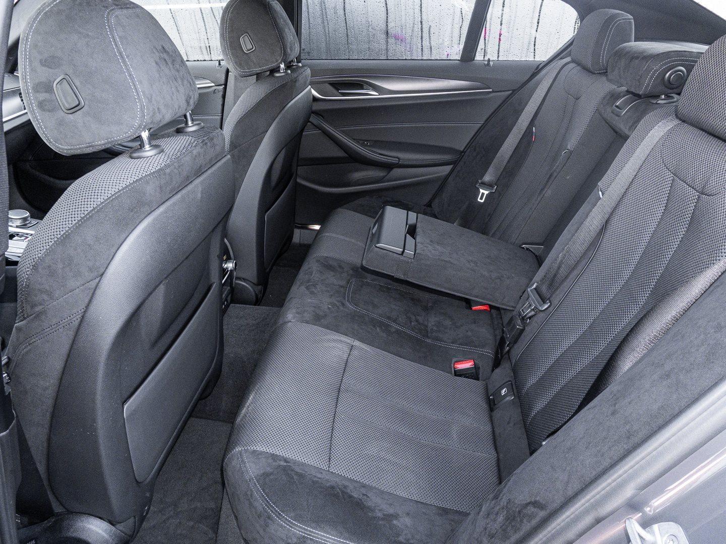 BMW 545 545e Sedan xDrive