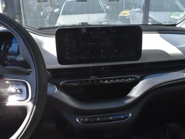 Fiat 500e 3+1 | 42kWh | Spurhalteassistent | CarPlay | Tempo