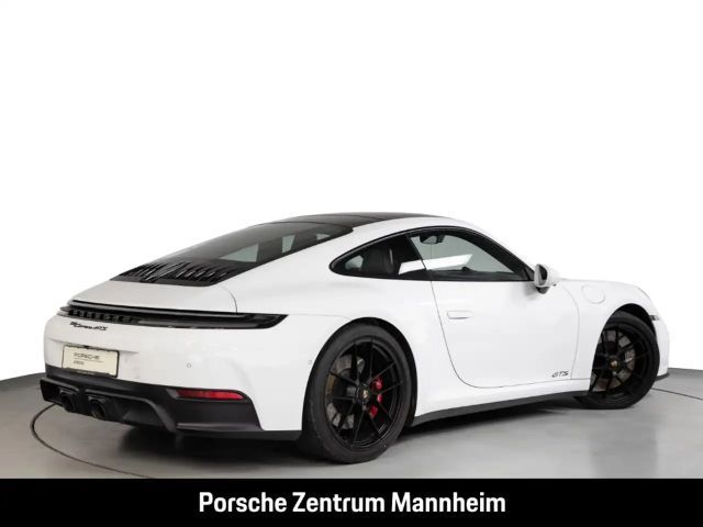 Porsche 992 Carrera Coupé GTS