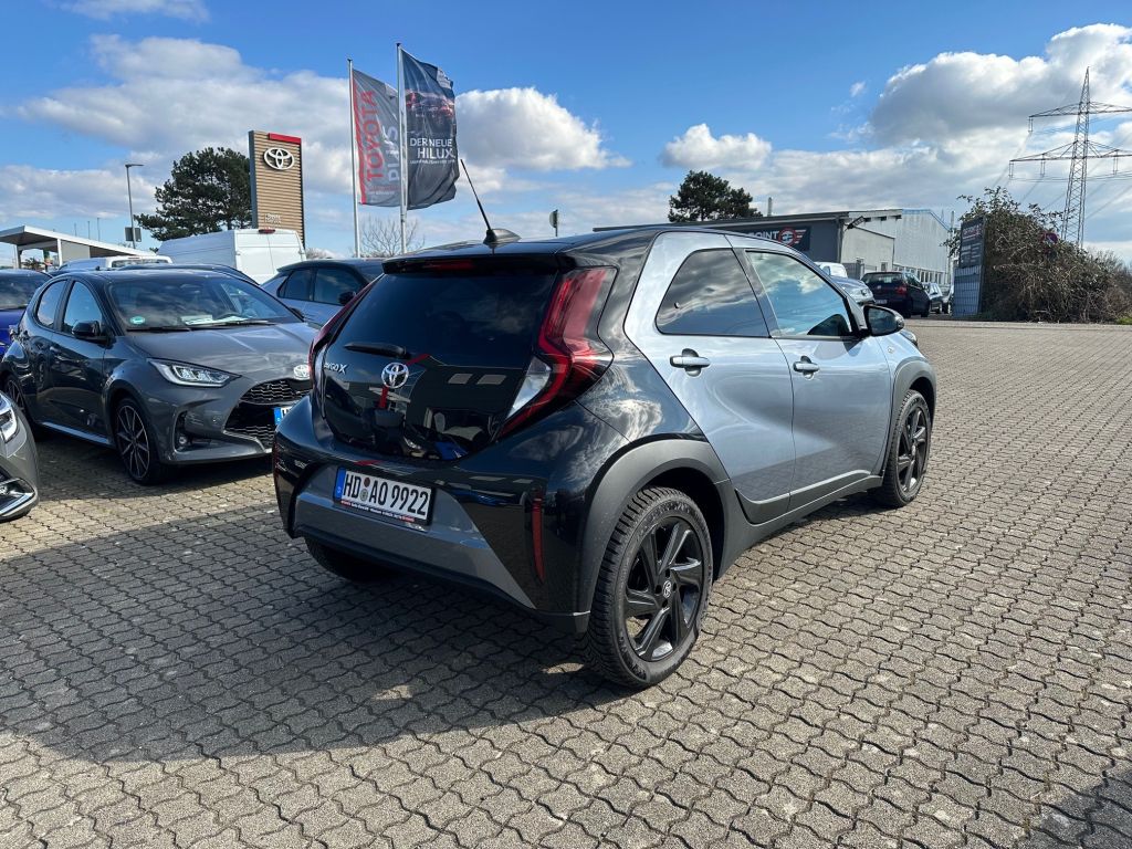 Toyota Aygo X 5-deurs Basis Team D