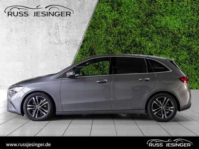 Mercedes-Benz B 220 4MATIC Progressive Sedan