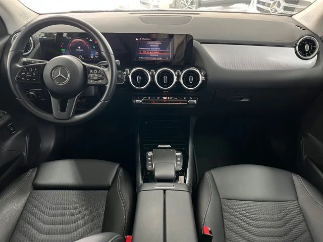 Mercedes-Benz GLA 250 Style