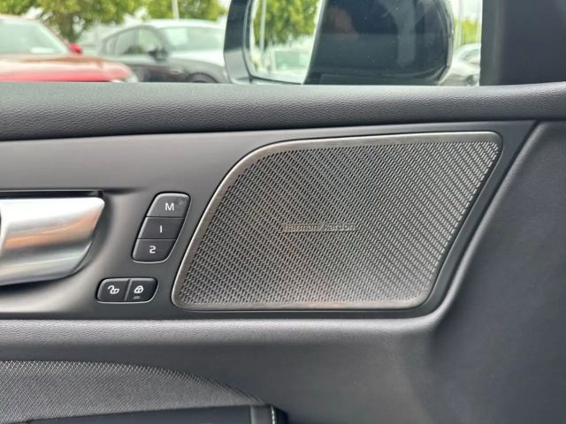 Volvo V60 AWD Dark Recharge T6 Ultra