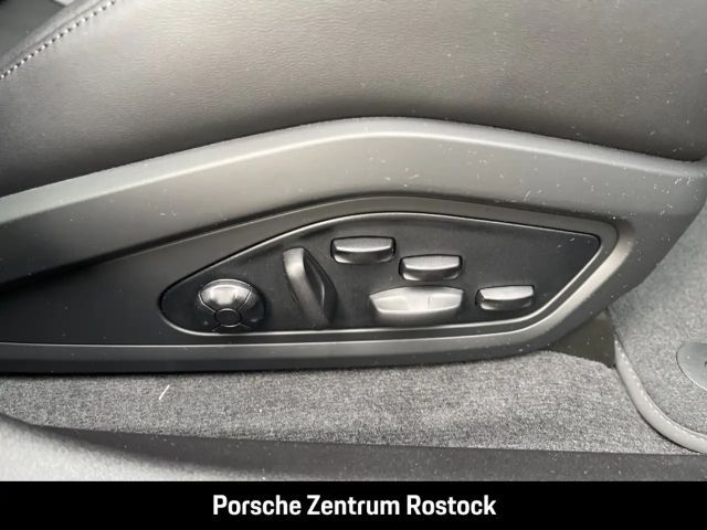 Porsche Taycan Surround-View LED-Matrix InnoDrive BOSE