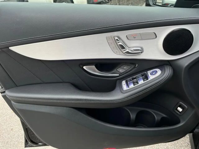 Mercedes-Benz GLC 300 4MATIC AMG Line