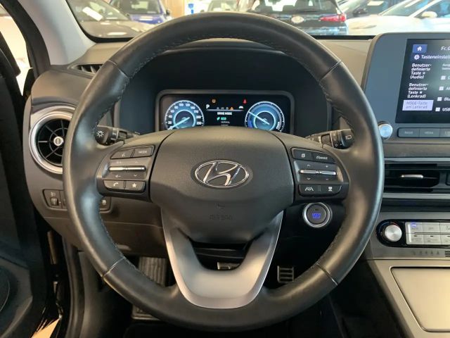 Hyundai Kona Select