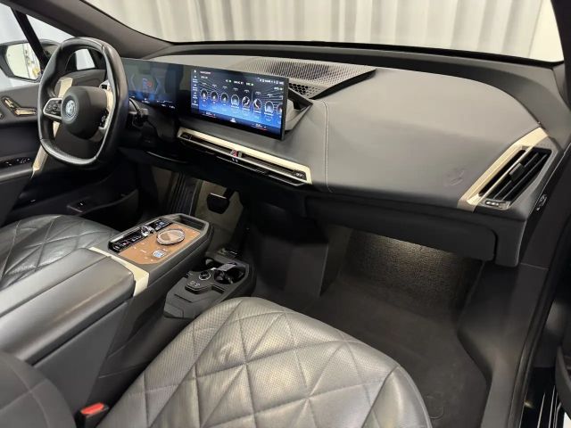 BMW iX xDrive50