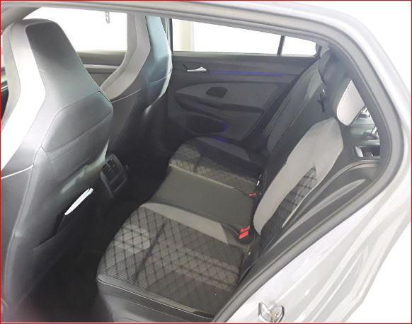 Volkswagen Golf 1.5 TSI DSG Golf VIII R-Line