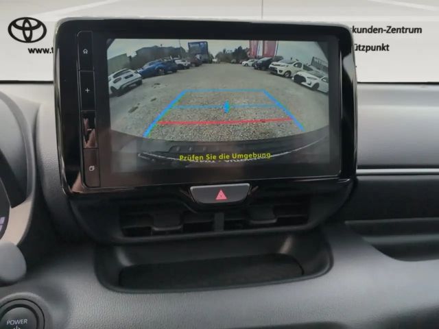 Toyota Yaris Hatchback Hybride Team D