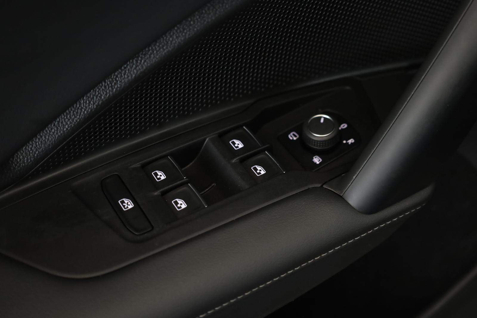 Volkswagen Tiguan 2.0 TSI DSG IQ.Drive R-Line