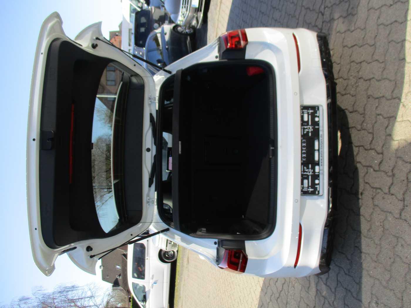 Volkswagen Golf 1.5 TSI Golf VIII R-Line