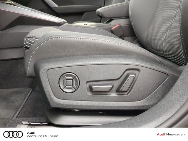 Audi S3 Quattro S-Tronic Sedan