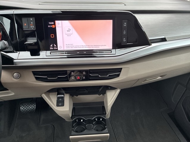 Volkswagen Multivan 2.0 TDI Lang Life T7