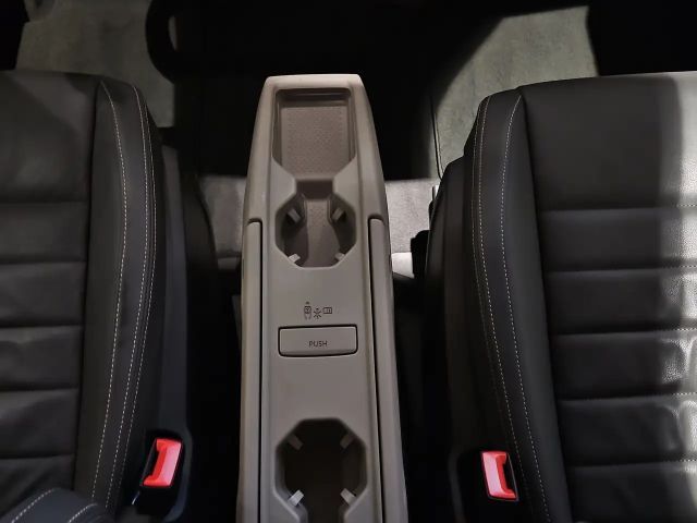 Volkswagen Multivan DSG Life T7