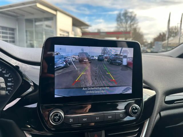 Ford Fiesta C&C *LED/ Navi/ Kamera/ Winter-P.*