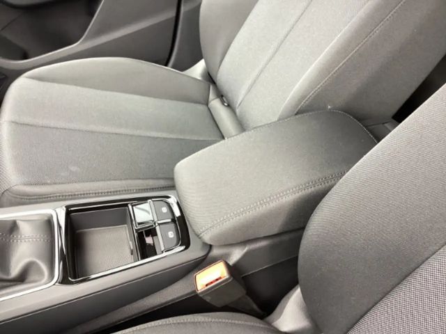 Audi Q2 30 TFSI S-Line