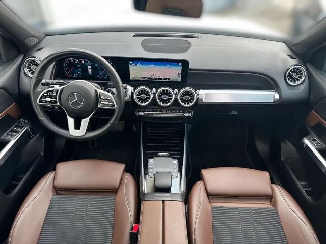 Mercedes-Benz GLB 200 4MATIC GLB 200 d