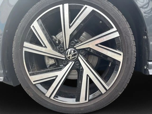 Volkswagen Golf DSG R-Line Variant