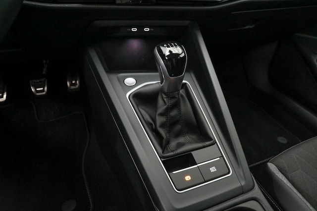 Volkswagen Golf 1.5 TSI