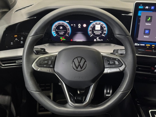 Volkswagen Golf 1.5 eTSI DSG R-Line