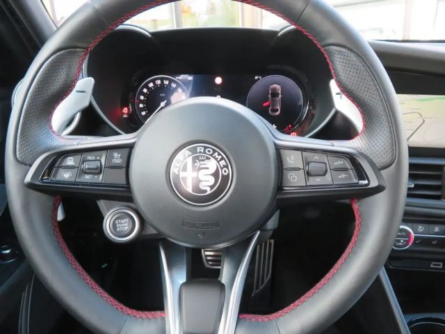 Alfa Romeo Giulia Q4