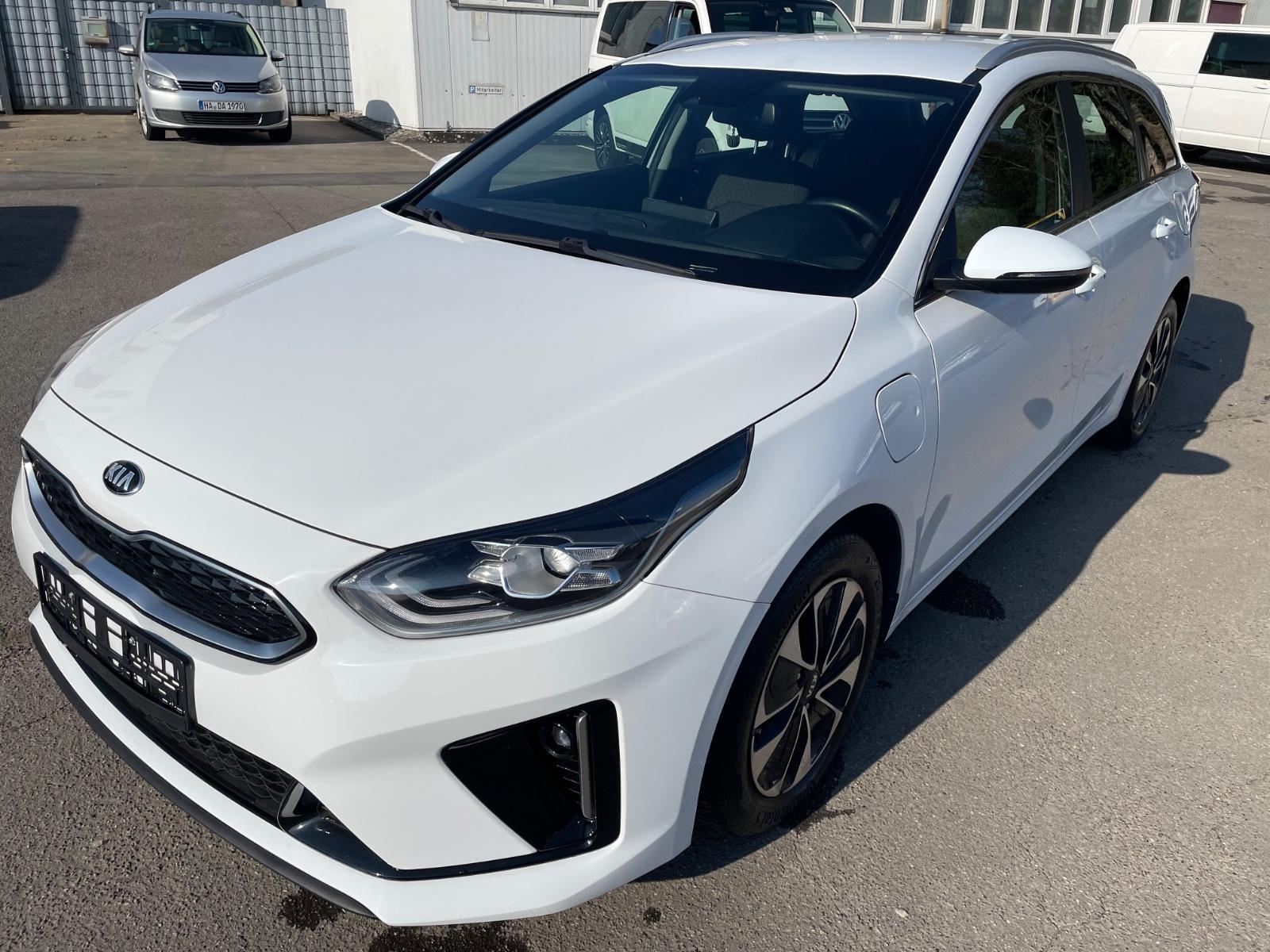Kia Ceed Hybrid PHEV Vision