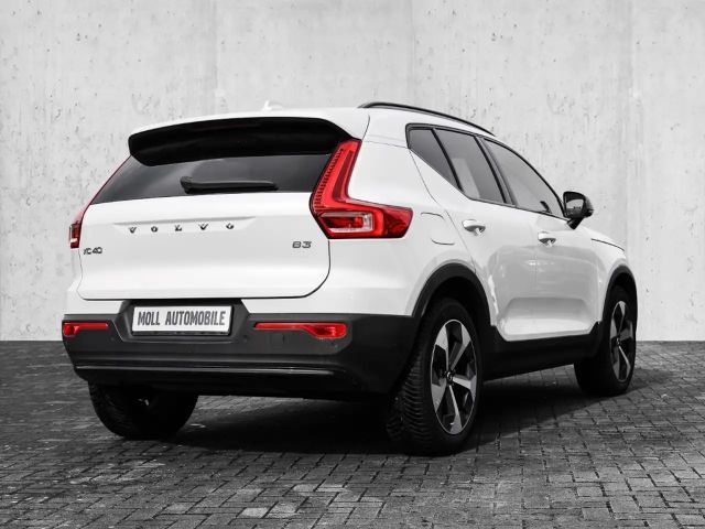 Volvo XC40 Dark Plus