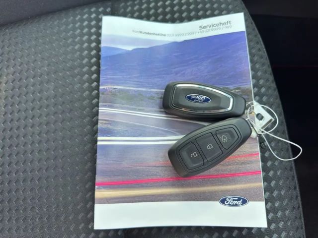 Ford Focus EcoBoost ST Line Wagon